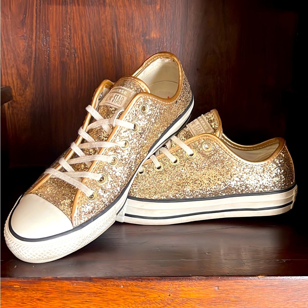 Glittery gold converse shoes